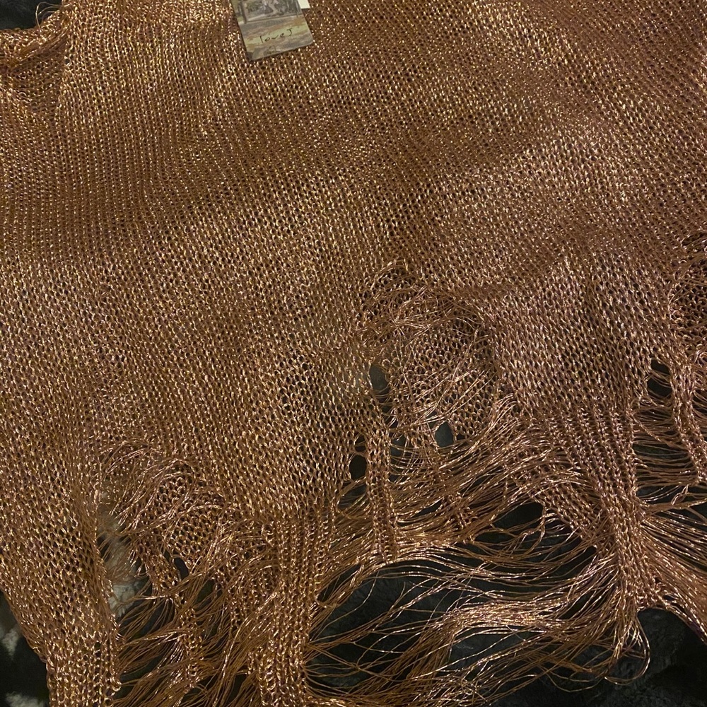 Top - Picture 3 of 3